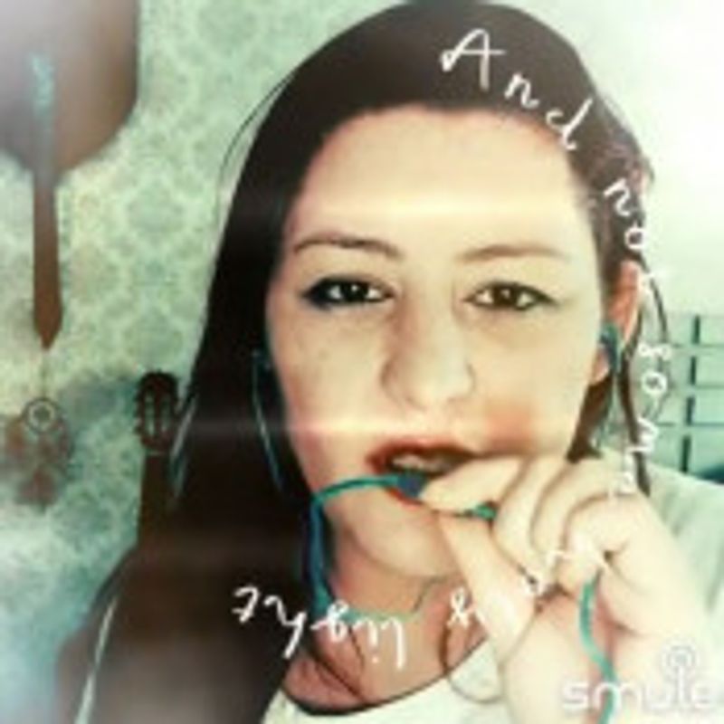 Camila Brito picture