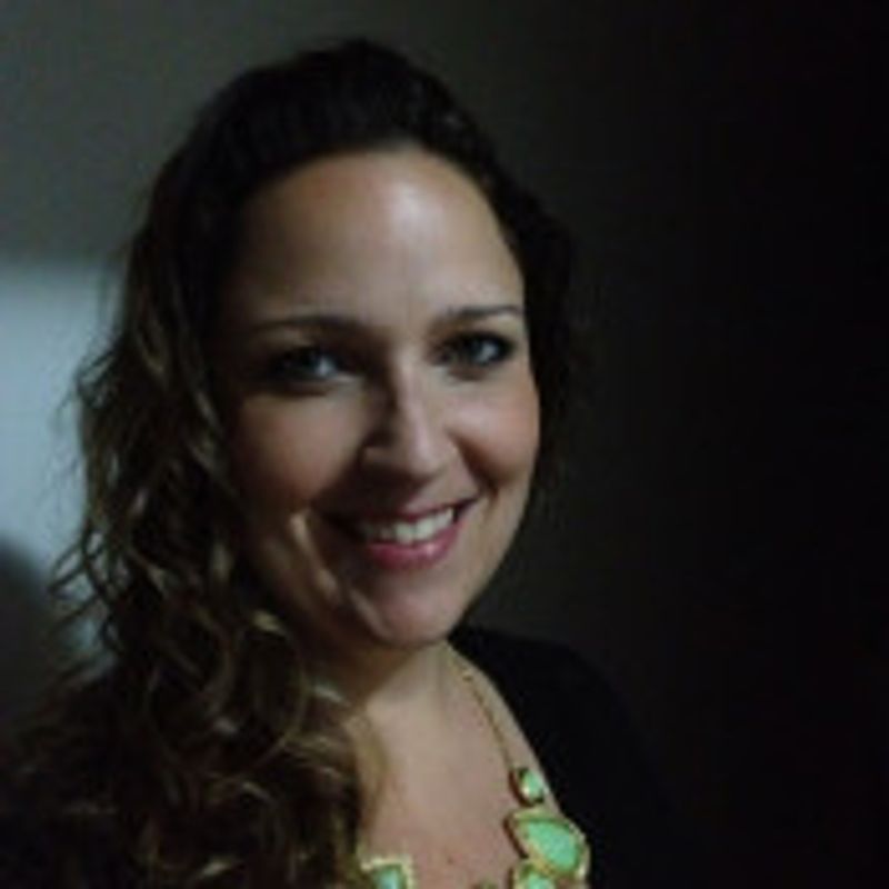 Juliana Lopes picture