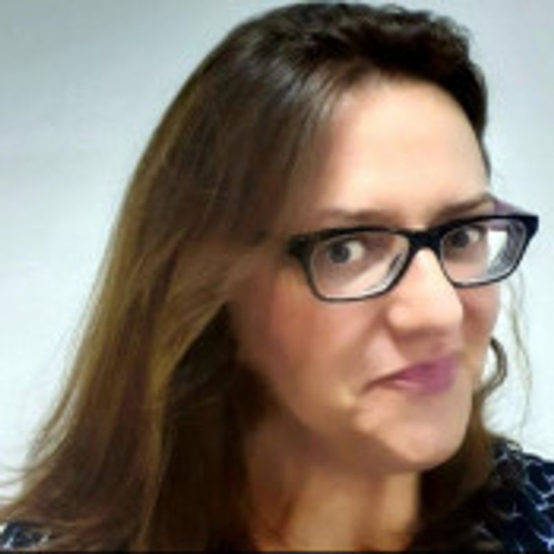 Andrea Pereira picture