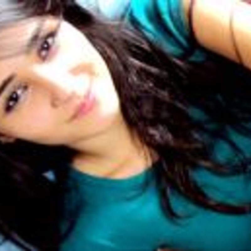 Sarah Lustosa picture