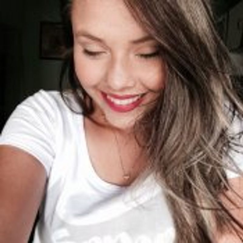 Julianne  de Sousa Ferreira picture