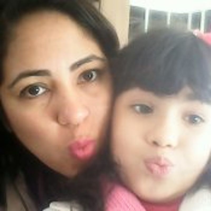 Leticia G.   Correia picture