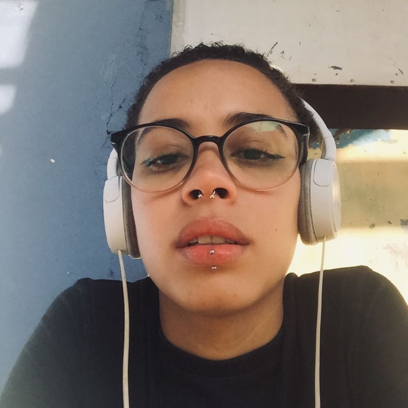 Karolyne Teixeira picture