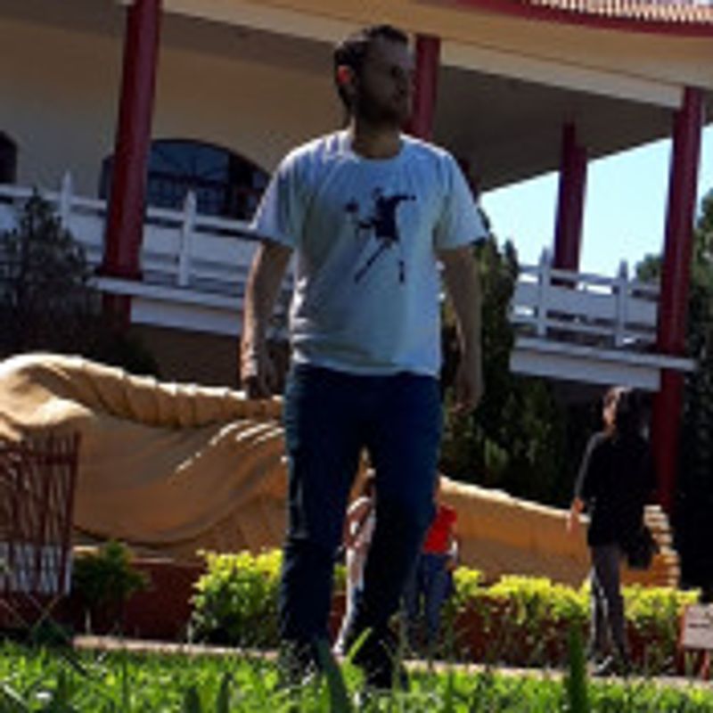 Rafael Flores picture