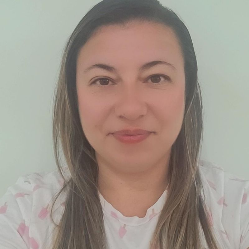 Débora Esteves picture
