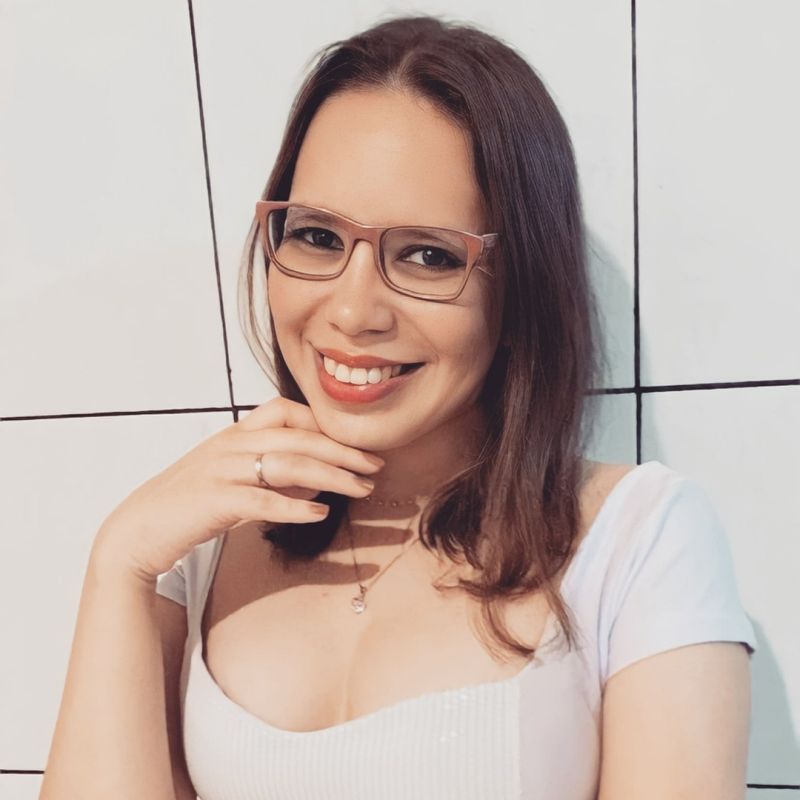 Lúcia Helena Oliveira picture
