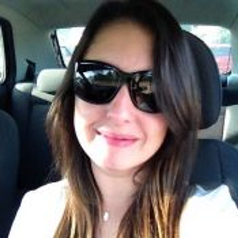 Renata Oliveira picture