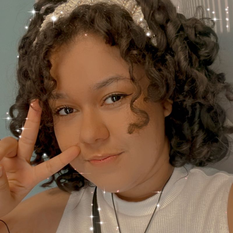 Gabriella Paiva picture