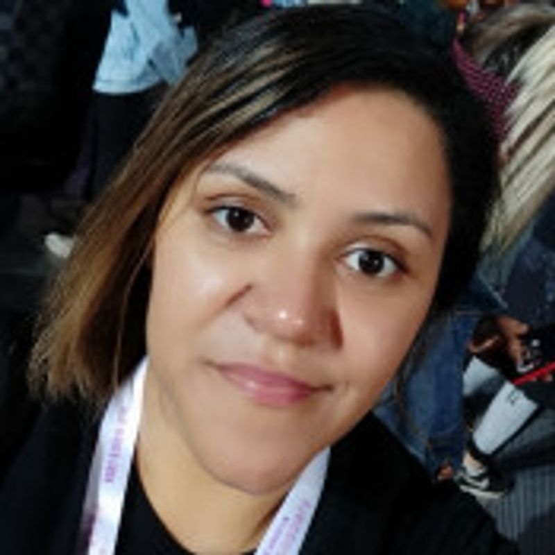 Juliana Lima picture