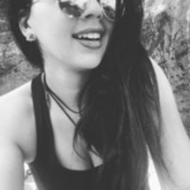 Camila Perassolli picture