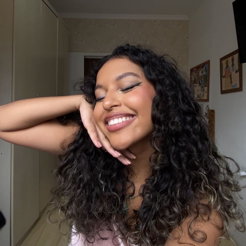 Bianca Araujo picture