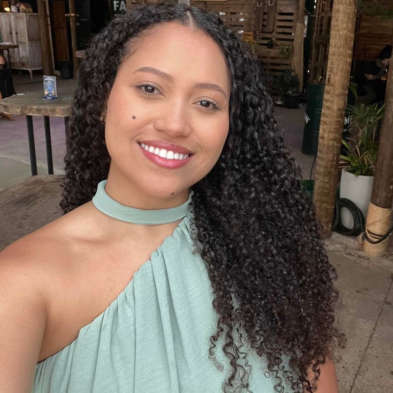 July Rodrigues picture