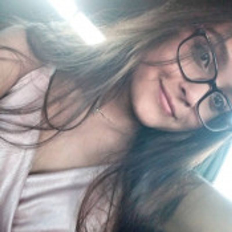 Juliana Karol picture