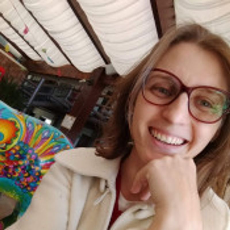 Ana Laura Queiroz picture