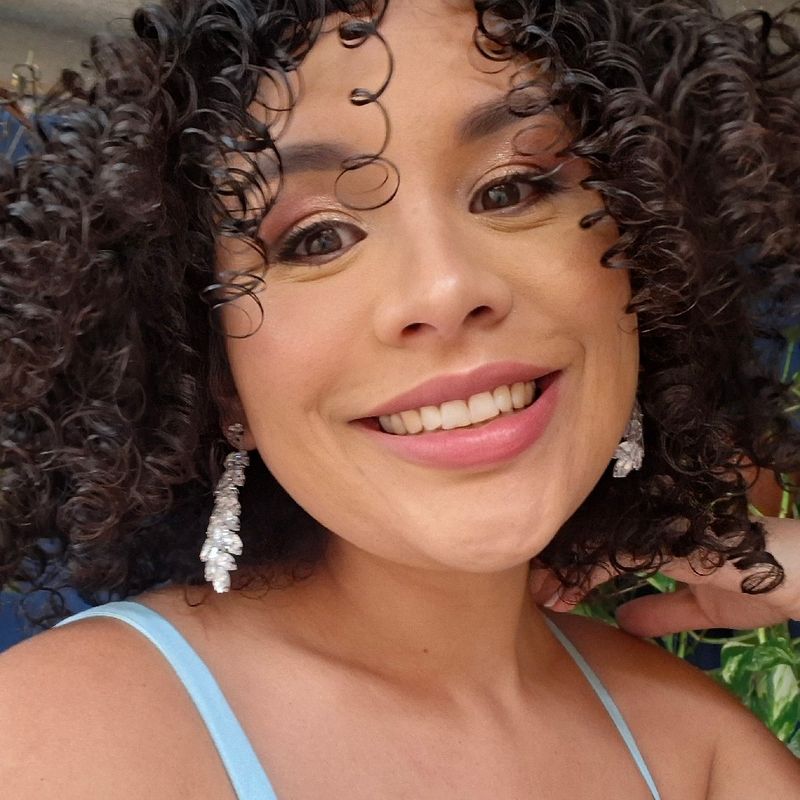 Elisa Oliveira  picture