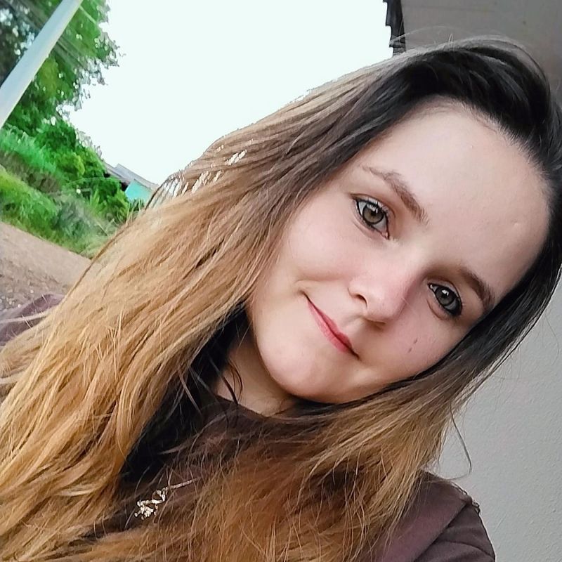Luana Schuster picture