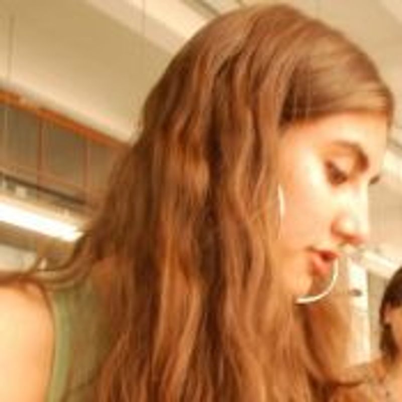 Natália Santucci picture