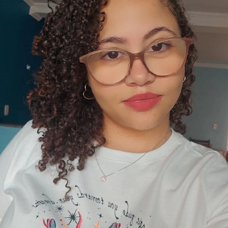 Júlia Fernandes picture