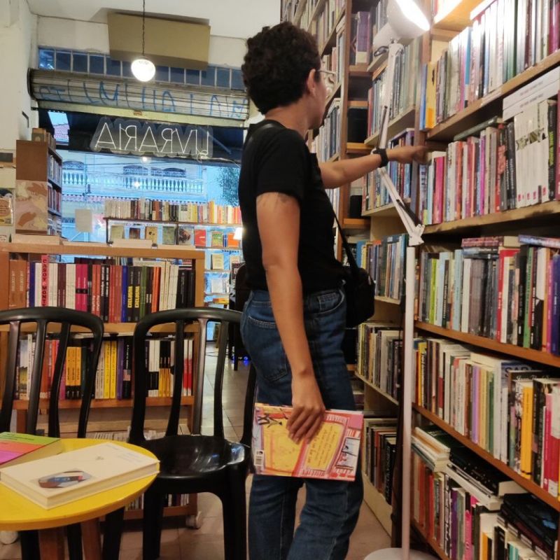Joyce Oliveira picture