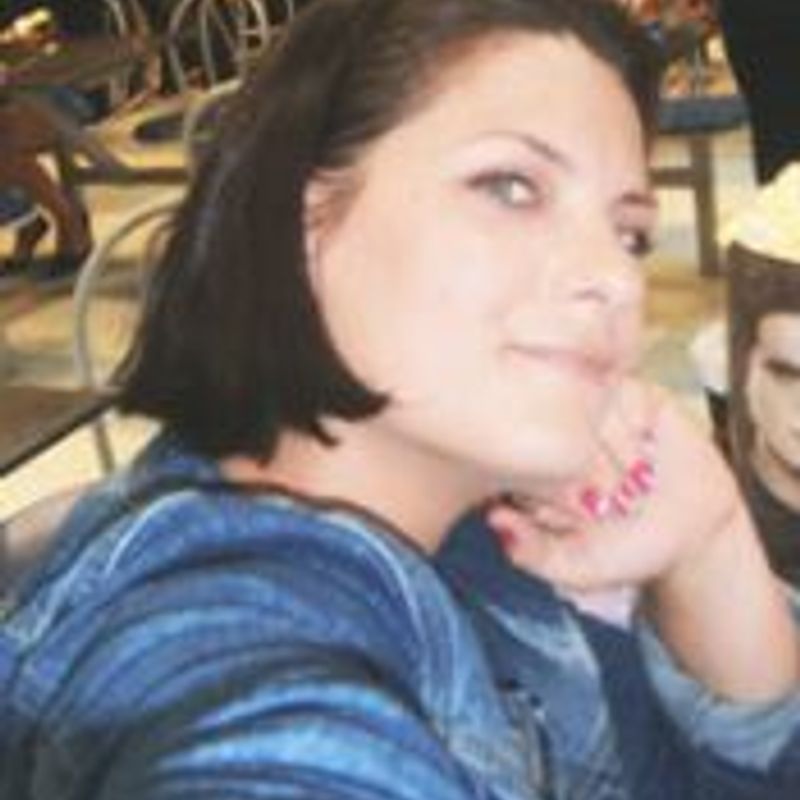 Ana Zuky picture
