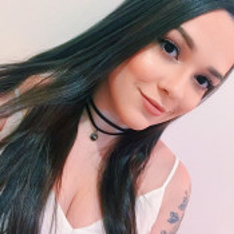 Alice Padilha picture
