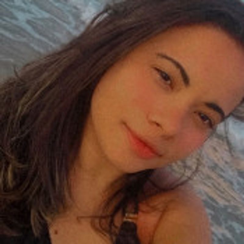 Maria Eduarda Henrique picture