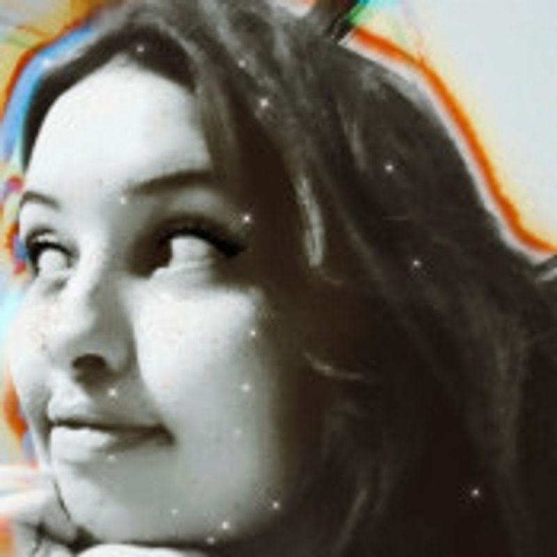 Luiza Souza picture