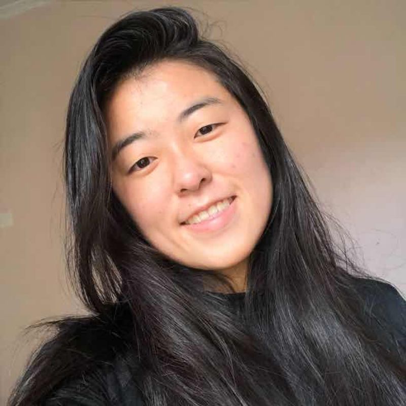 Paula Mayumi picture