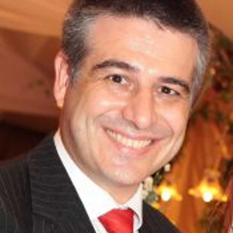 Álvaro Flores picture