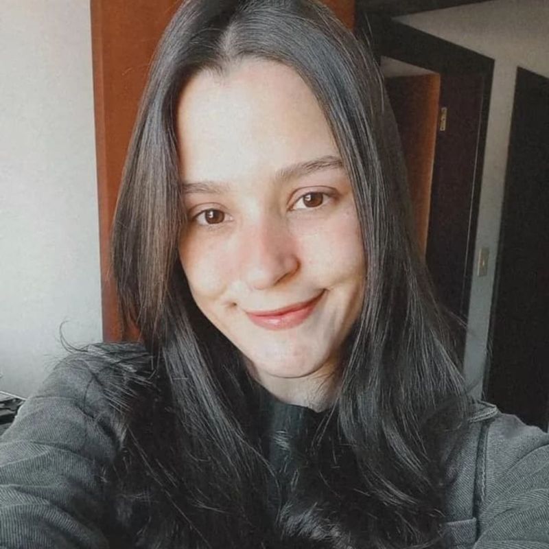 Letícia  picture
