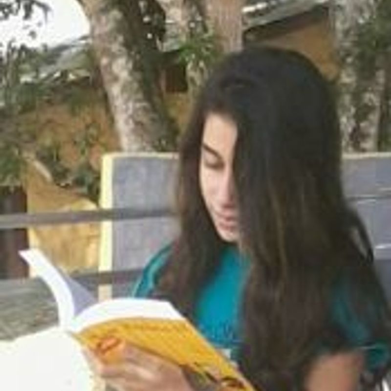 Natalia Leal picture