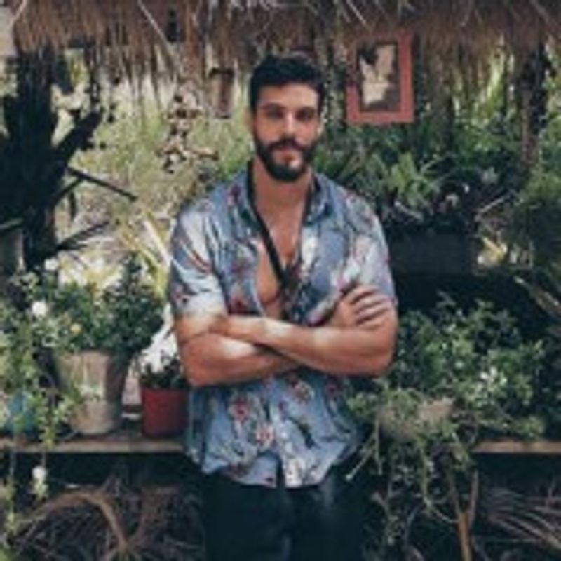 Victor picture