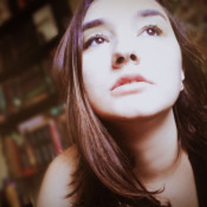 Alanna de la Vega picture