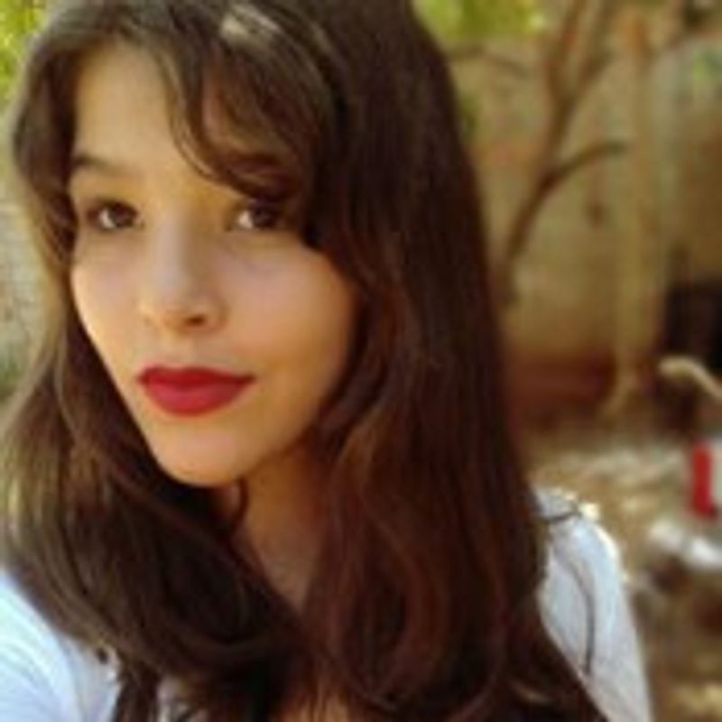 Juliana Santos picture