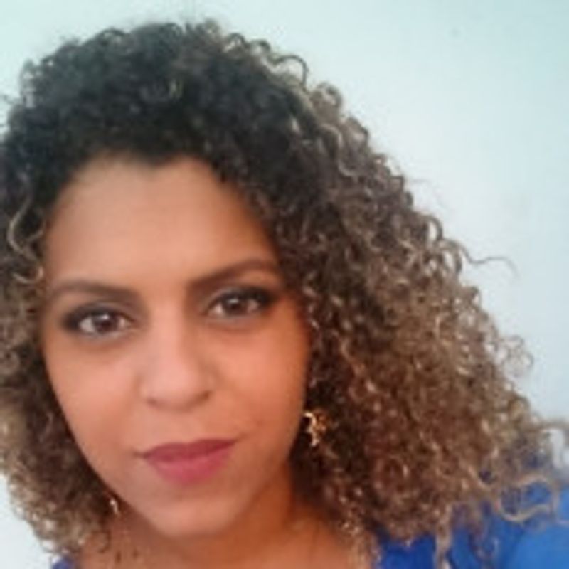 Bianca Souza picture