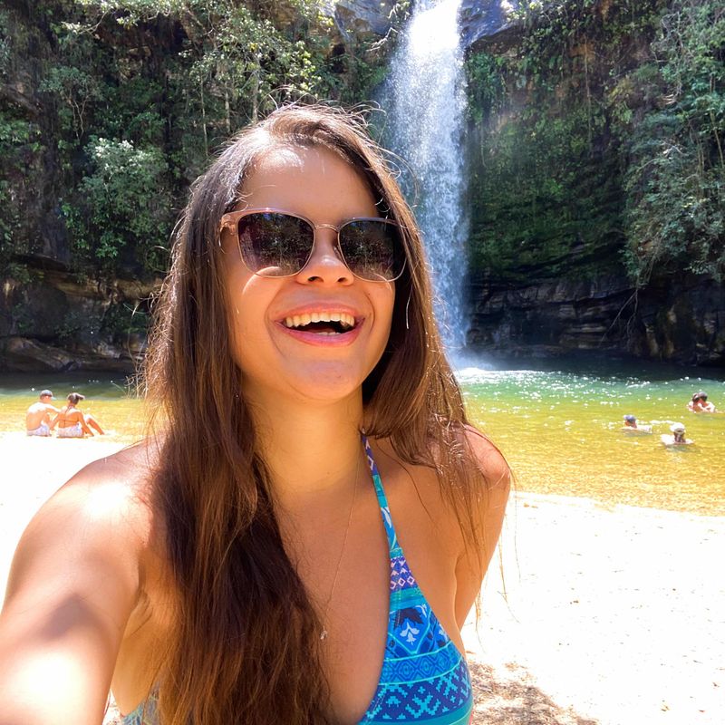 Milena Gomes picture