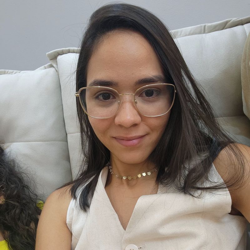 Jasmim Brito picture
