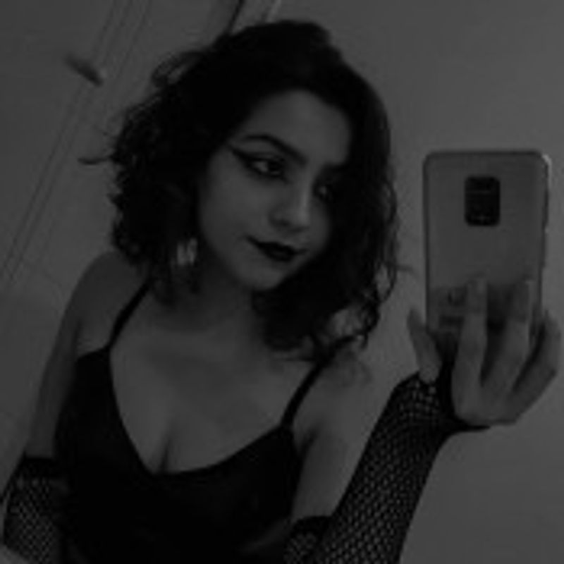 Julia Costa Almeida picture