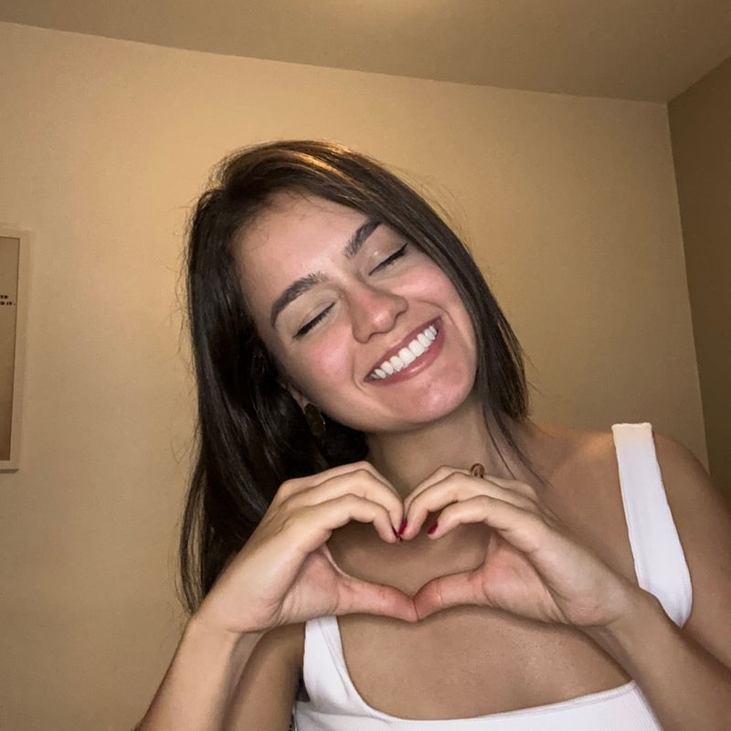 Lara Máximo | @cejaleu no insta picture