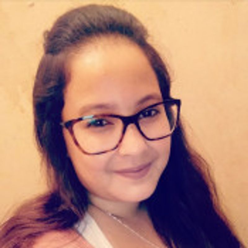 Autora Karen Dorothy picture
