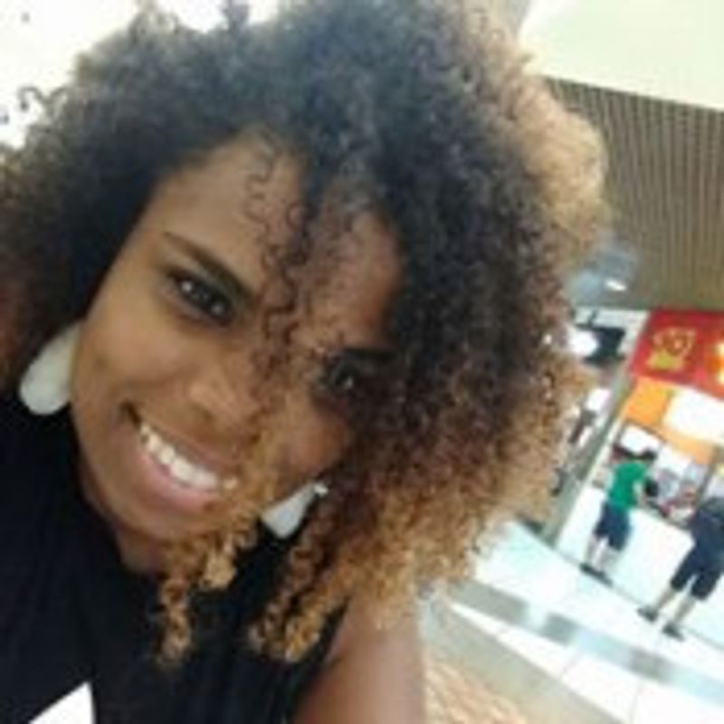 Caroline Santana picture