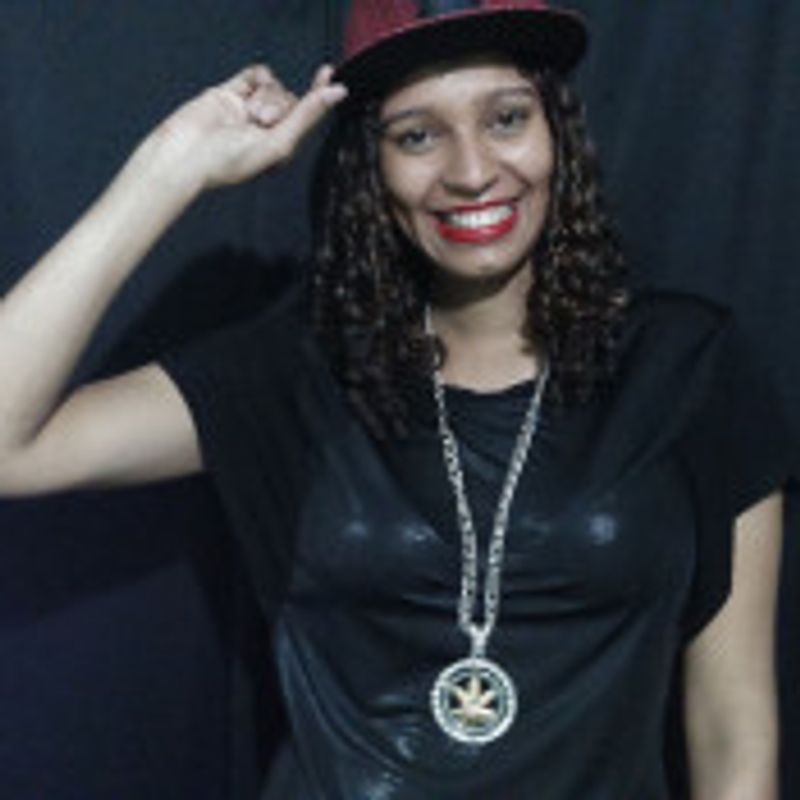 Tatiane Ribeiro picture