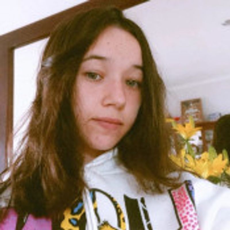 Lara Carvalho picture