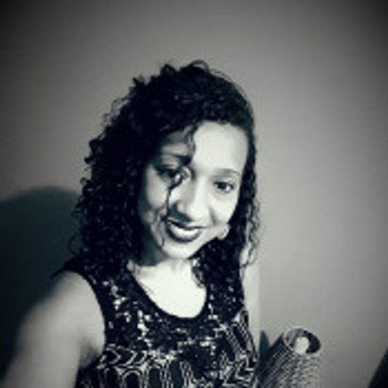 Erica Souza picture