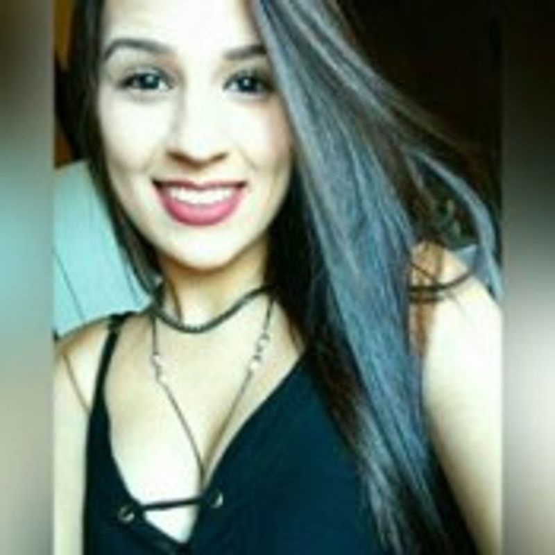 Carol Andrade picture