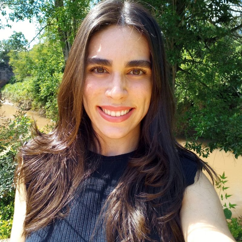 Caroline Godinho picture
