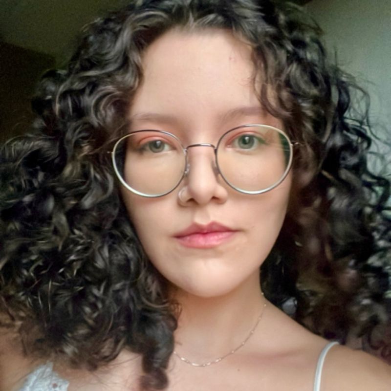 Juliana Aires picture