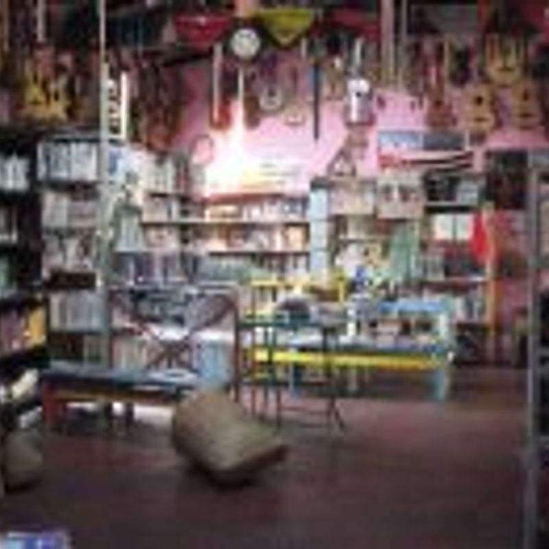 Sebo Por Todo Canto Livros picture