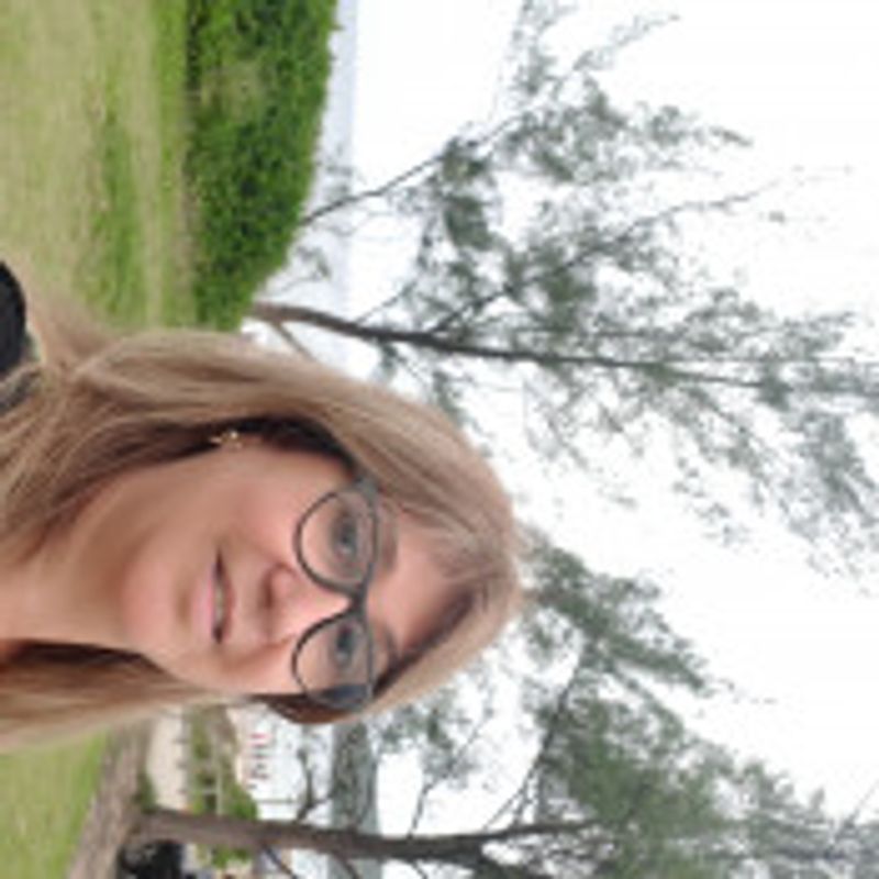 Lu Iturrusgaray picture