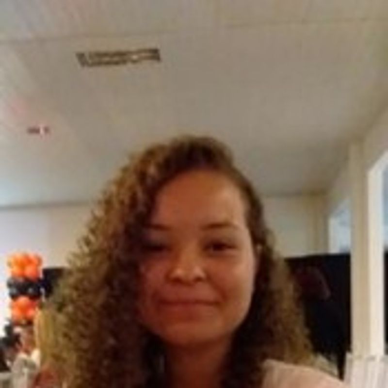 Juliana Oliveira picture